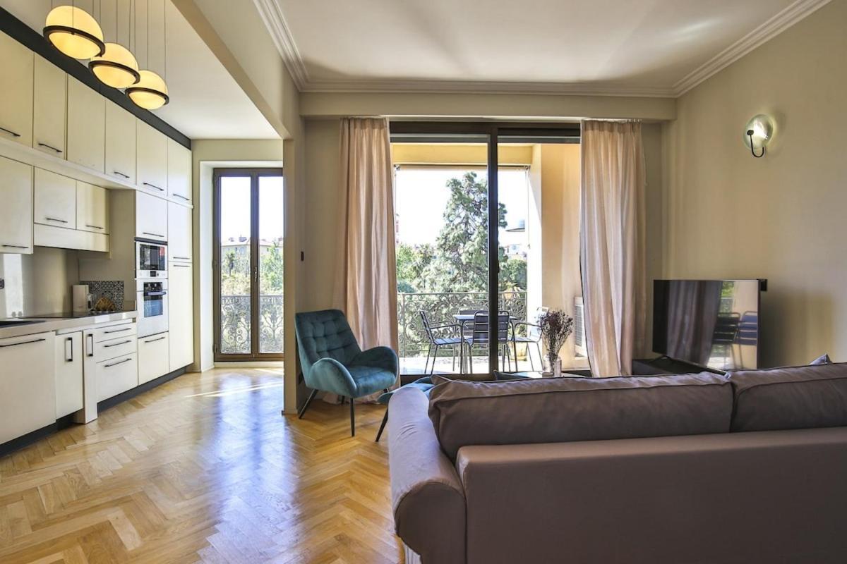 Balcon Vue Coulee Verte. Luxe Plein Coeur De Nice Bagian luar foto