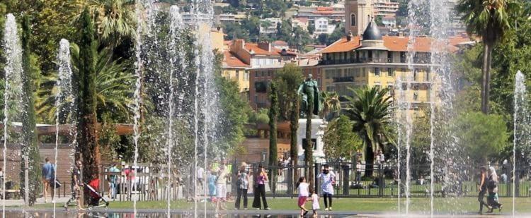 Balcon Vue Coulee Verte. Luxe Plein Coeur De Nice Bagian luar foto